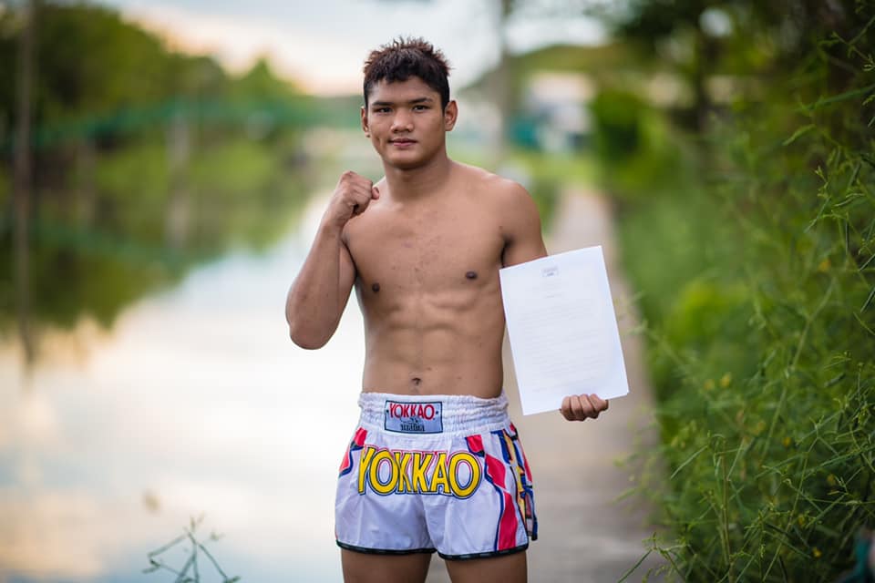 YOKKAO Signs 17-year-old Boxing Champion Sangarthit Looksaikongdin-Yokkao Thailand Store