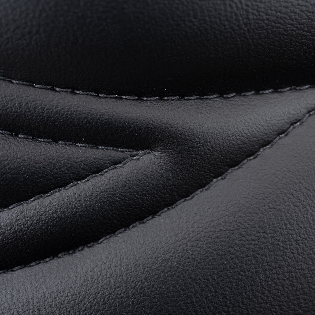 #color_Black