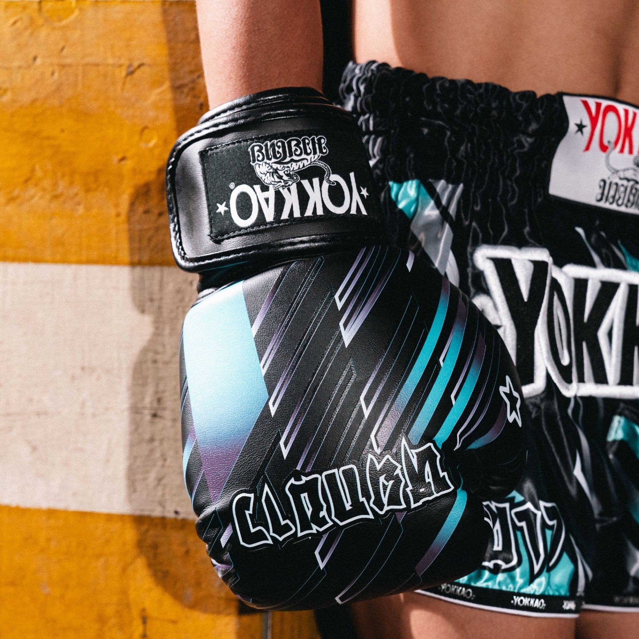 Power Boxing Gloves-gloves-d-8oz-Black-YOKKAO