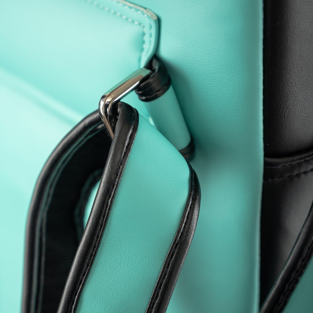 #color_tiffany/black