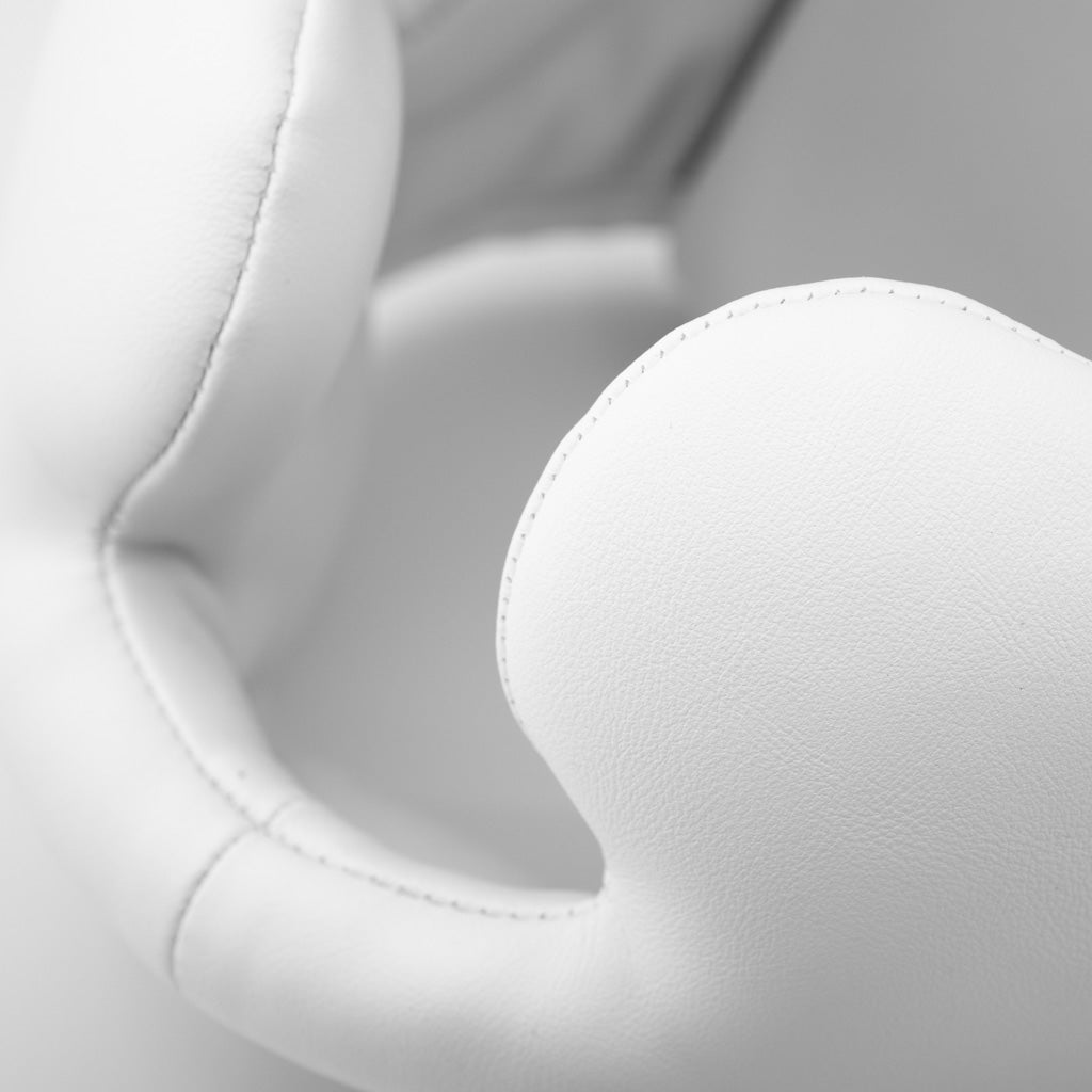 #color_White