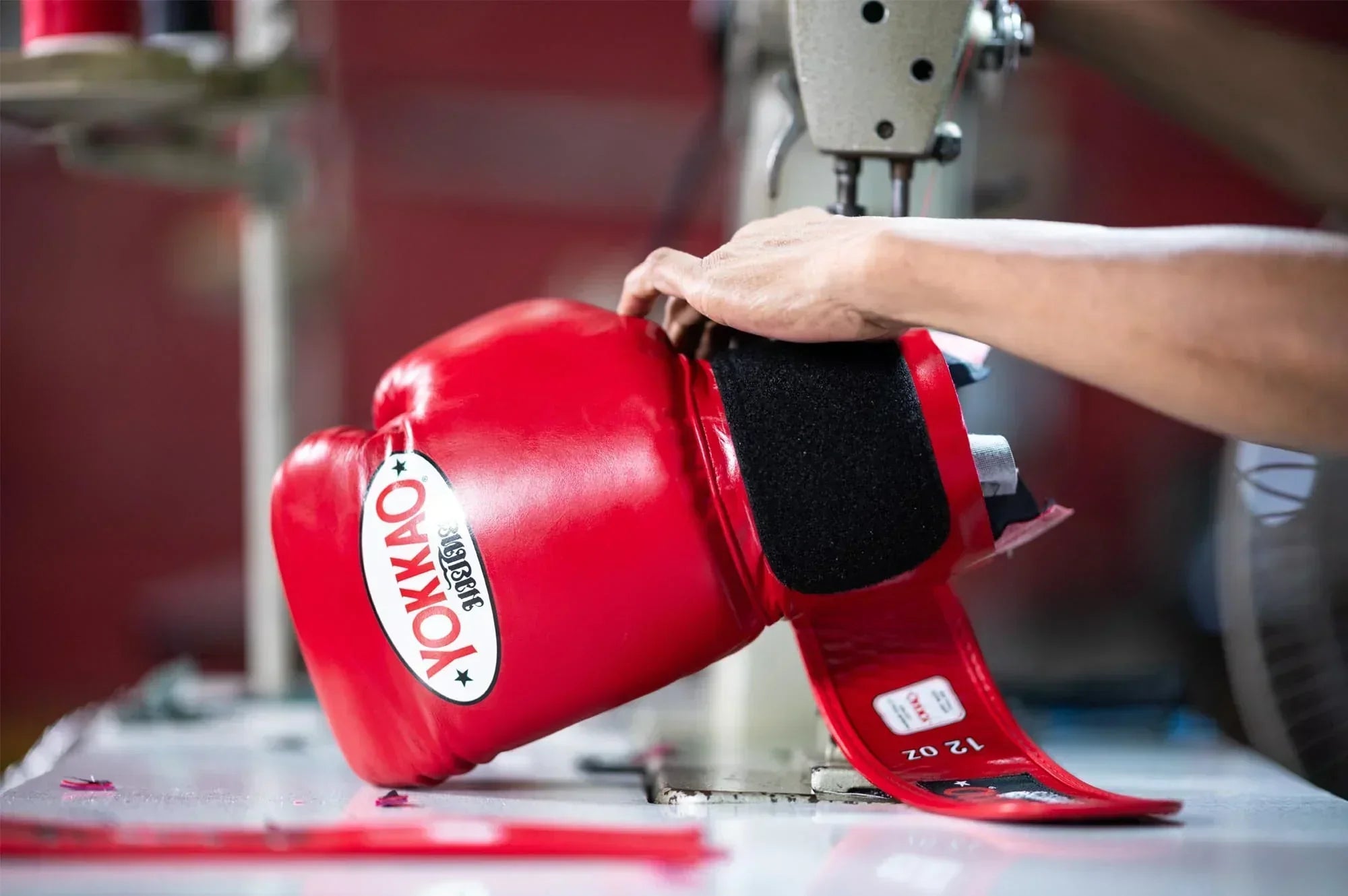 How to Choose the Right Boxing Gloves: Size, Type & Material Explained-Yokkao Thailand Store