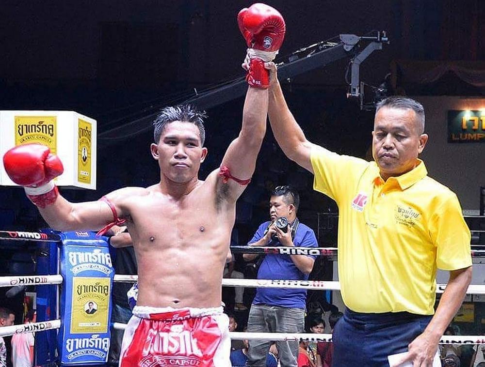 Yodchai Awarded Fight of the Month at Lumpinee Stadium-Yokkao Thailand Store