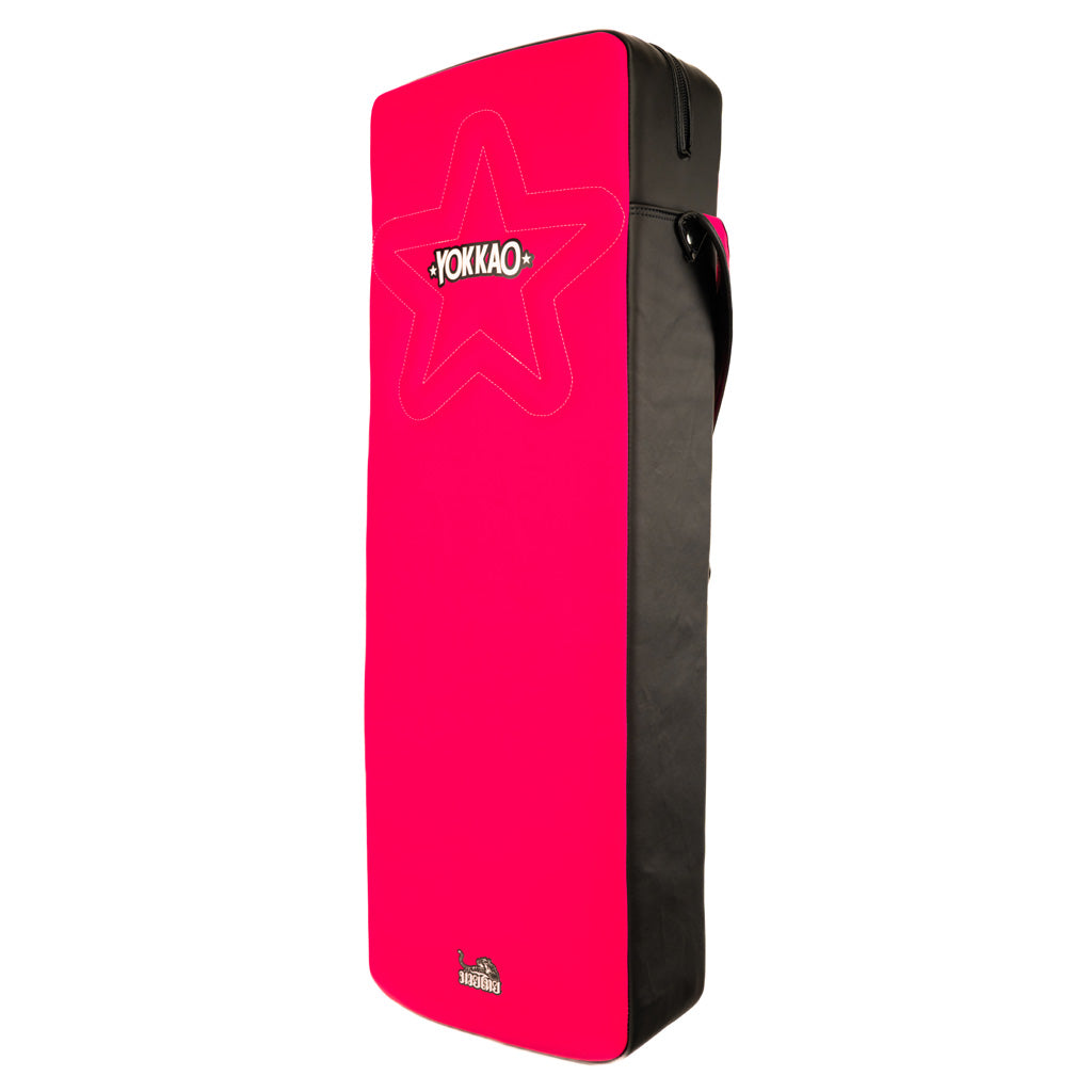 #color_fuchsia/black